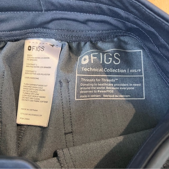 FIGS Heather Denim Scrub Set- XXS - Picture 7 of 7